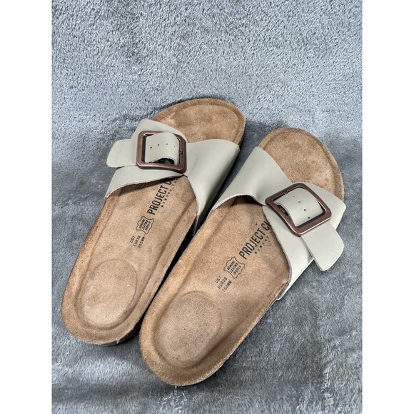 Project Cloud Shoes - NEW Women’s SIZE 7 Project CLOUD Bahama Sandals-Anti-Slip-beige Leather Footbed
